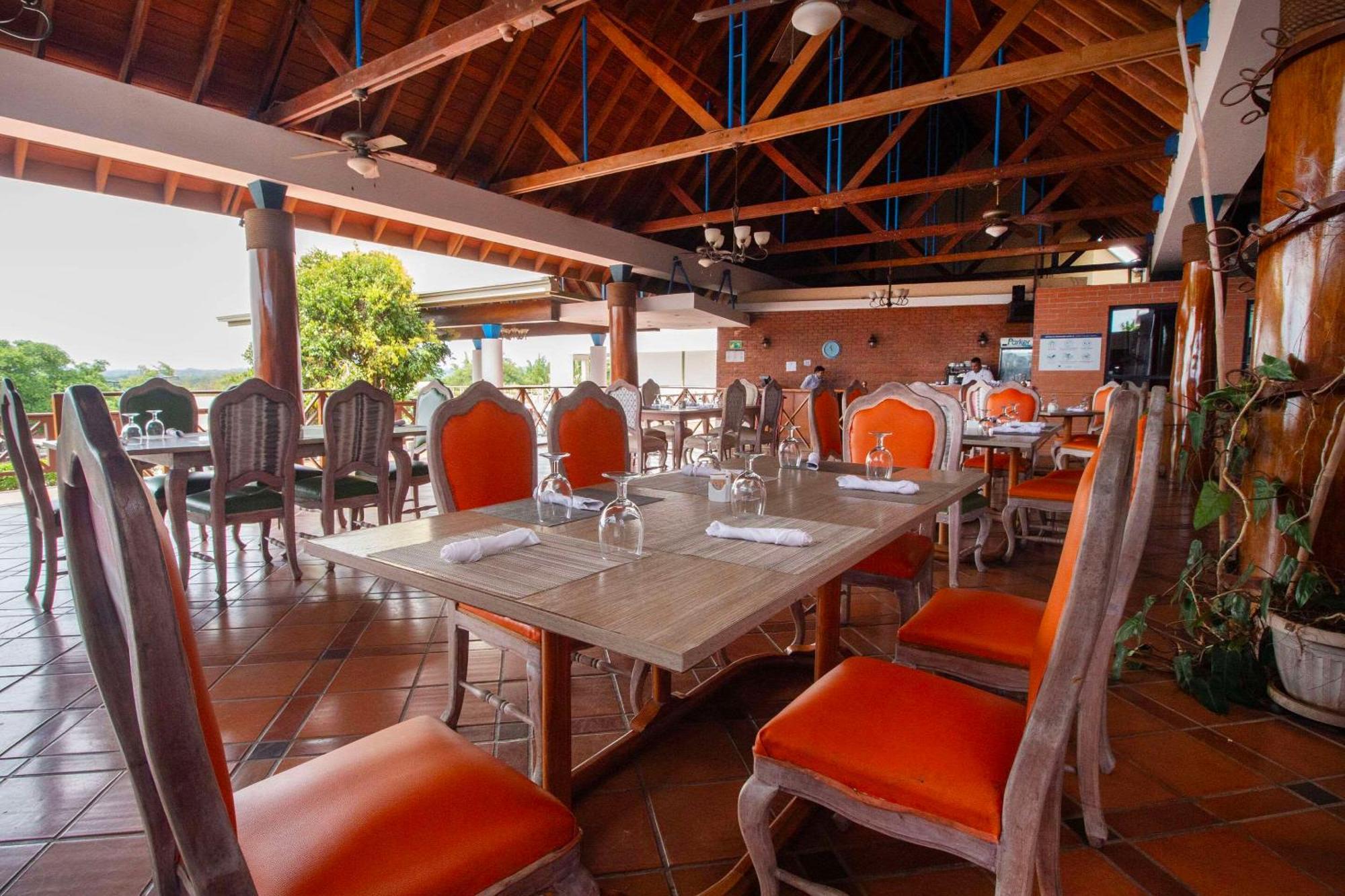 Hotel Faranda Guayacanes, A Member Of Radisson Individuals Chitré Eksteriør bilde